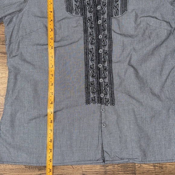 e-col-o-gie Gray Embroidered Button-Up Blouse - Picture 5 of 9